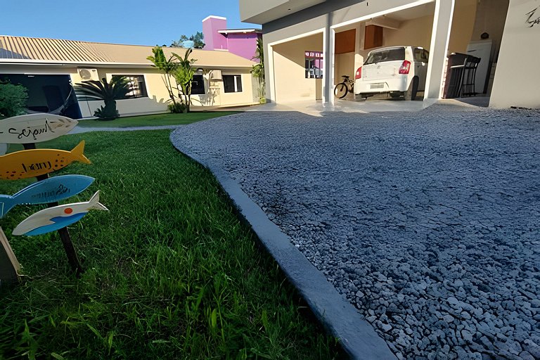 Campeche VIP: Conforto e espaço na rua da praia.