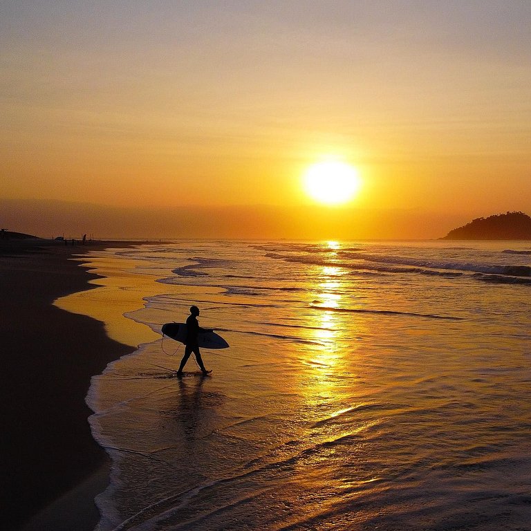 Campeche VIP: Conforto e espaço na rua da praia.